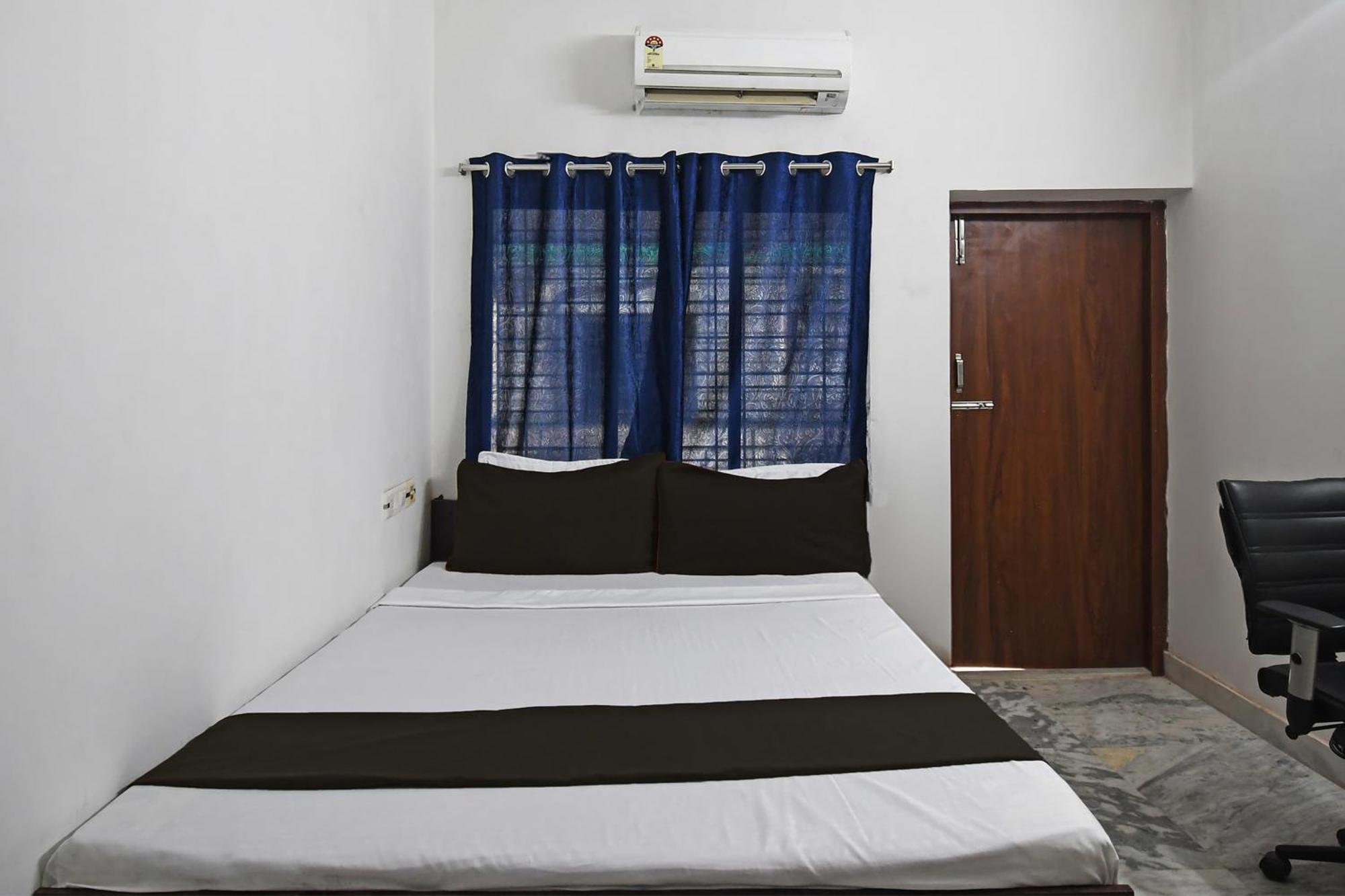 Oyo Hotel Chinar Park Kalkuta Zewnętrze zdjęcie