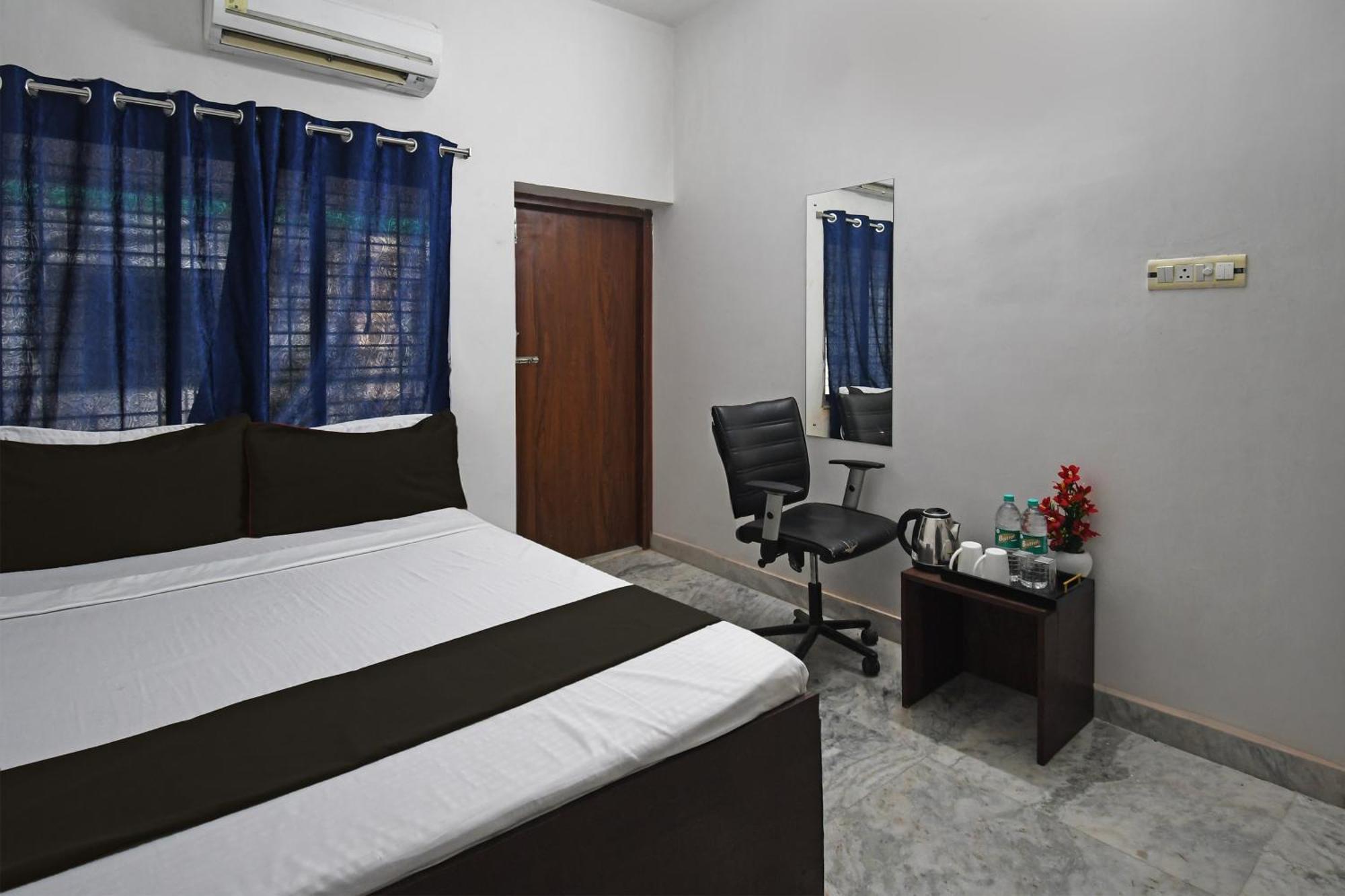 Oyo Hotel Chinar Park Kalkuta Zewnętrze zdjęcie