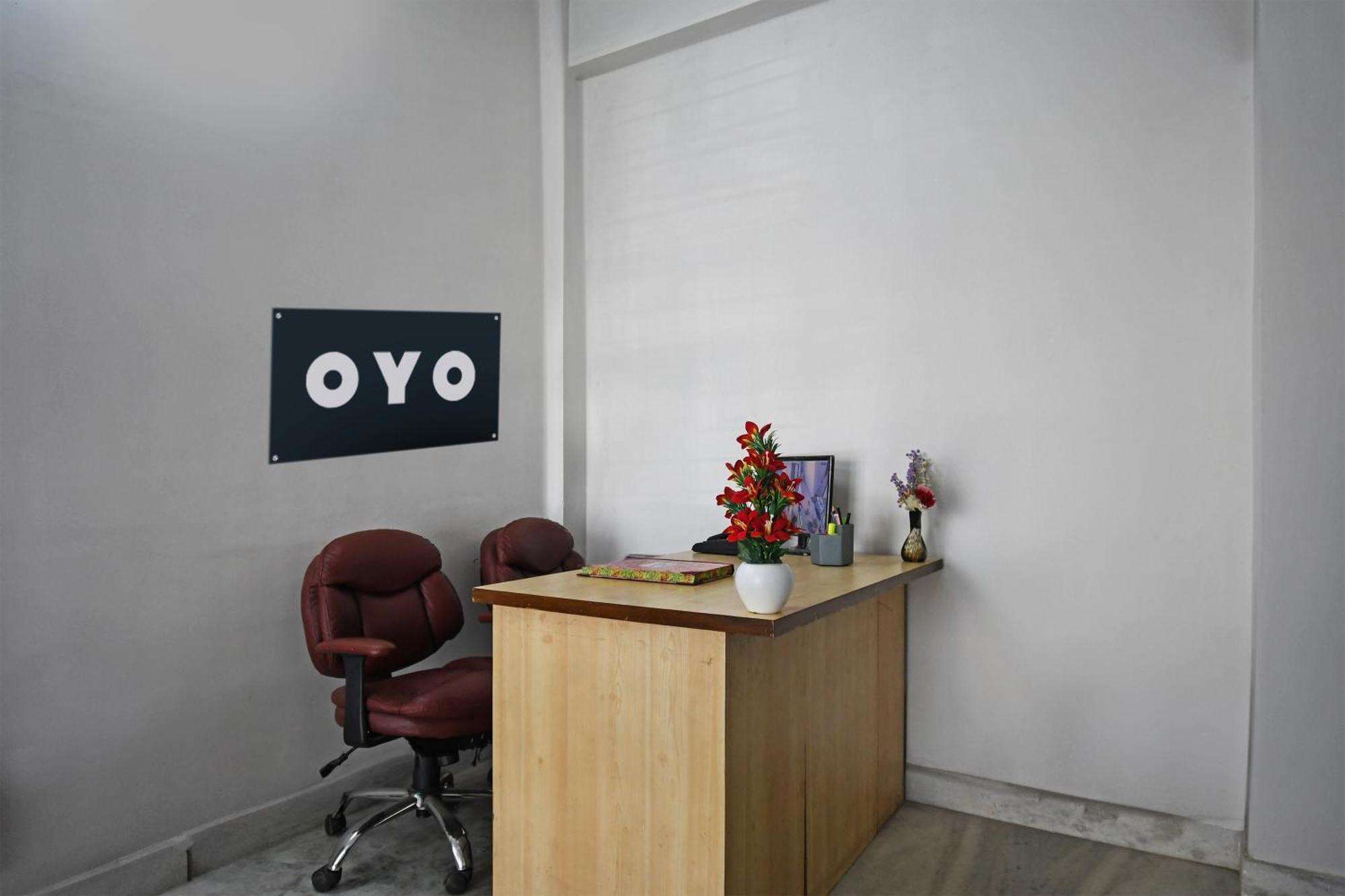 Oyo Hotel Chinar Park Kalkuta Zewnętrze zdjęcie